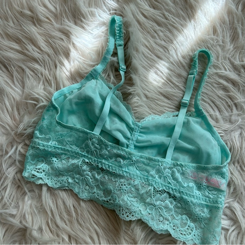 PINK Victoria’s Secret Bralette - Picture 2 of 4